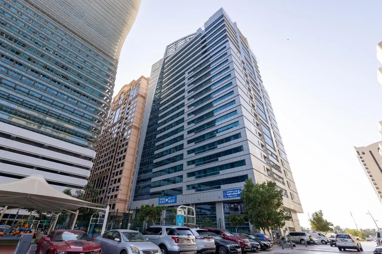Great 3 Bedroom Apartment Beach Front Abú Dhabí