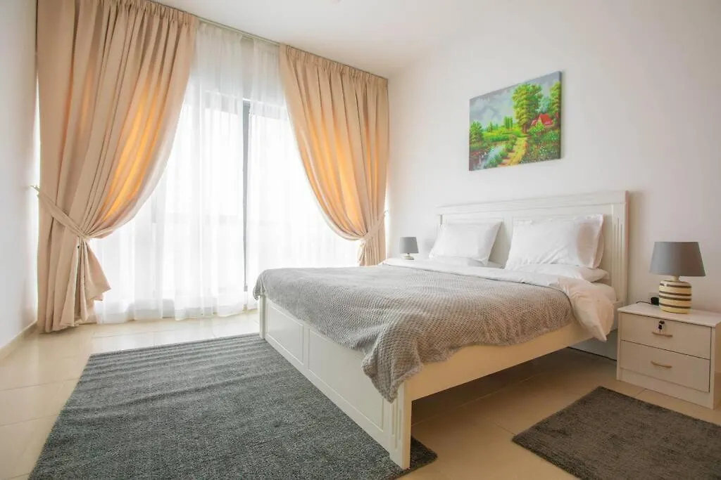 Great 3 Bedroom Apartment Beach Front Abú Dhabí 0*,  Spojené arabské emiráty